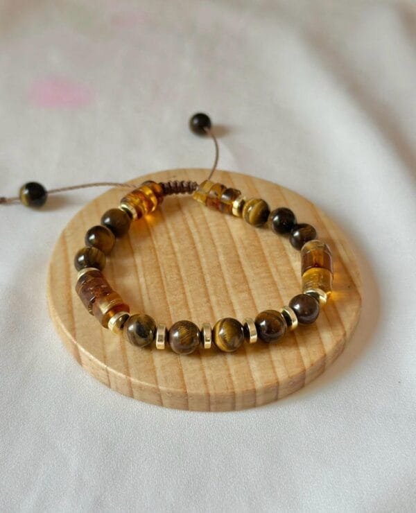 Pulsera ojo de tigre y Pukas